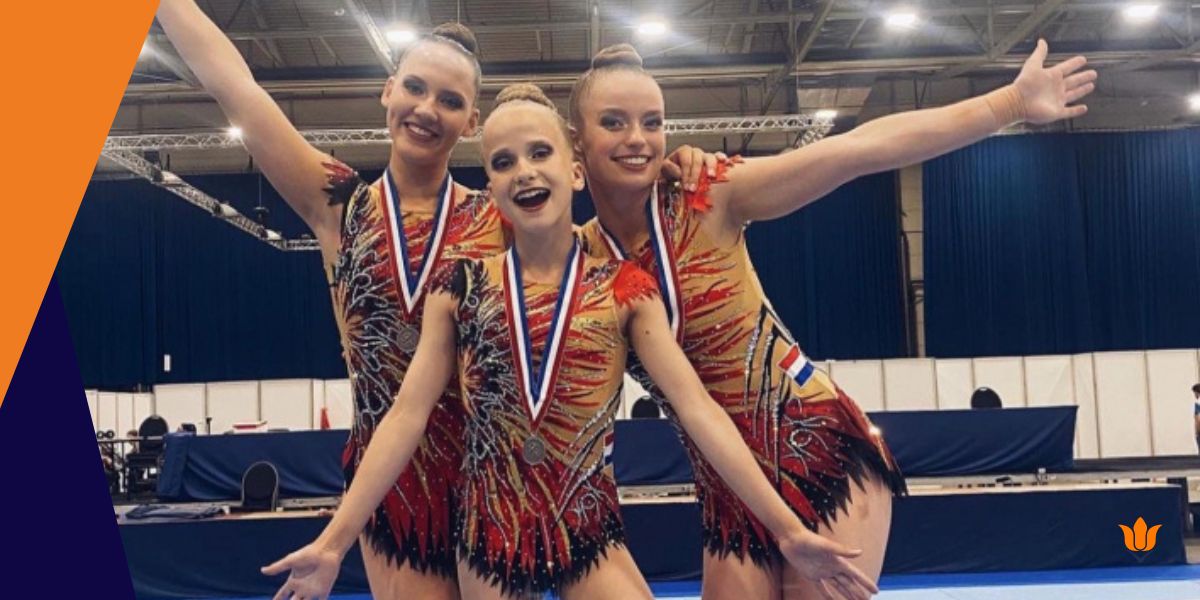 Yvonne van Gennip nieuws:Zilver voor acroteam Lyuna, Amber en Isabel