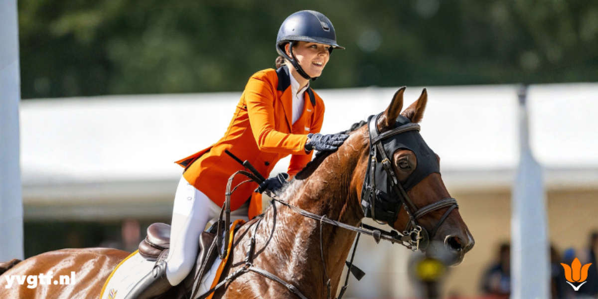 Yvonne van Gennip nieuws:Talent van de maand november: amazone eventing Sophie Weening (20) op Olympische koers