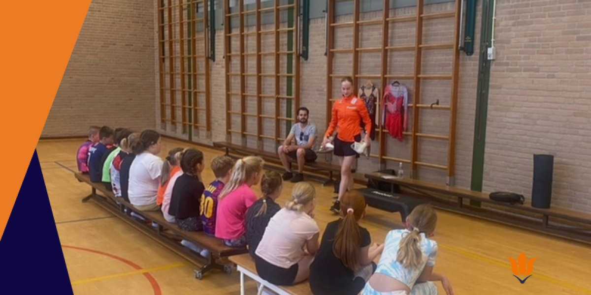 Yvonne van Gennip nieuws:Brabantse kunstschaatskampioene Emilia Soloukhin (15) op missie
